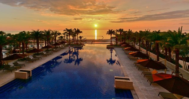 The perfect company trip just 20 minutes from the airport. What makes Itoman City's tourist attractions the perfect place for an experiential company trip?